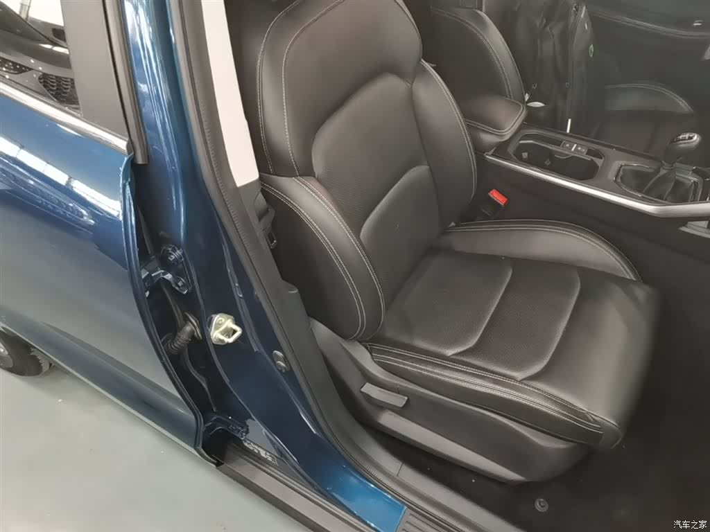 Geely X6, 2022 25