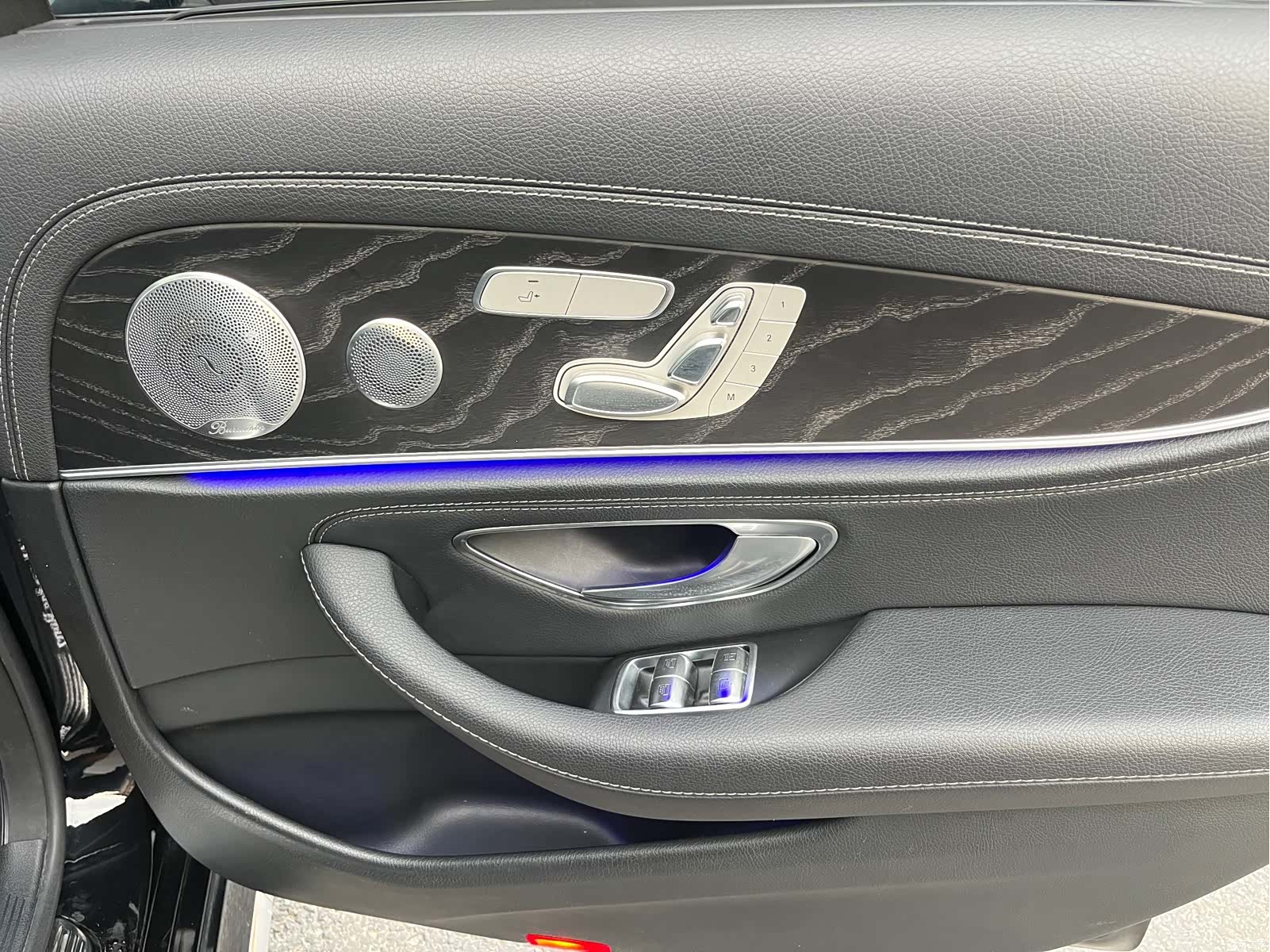 Mercedes-Benz E-Class, 2019 21