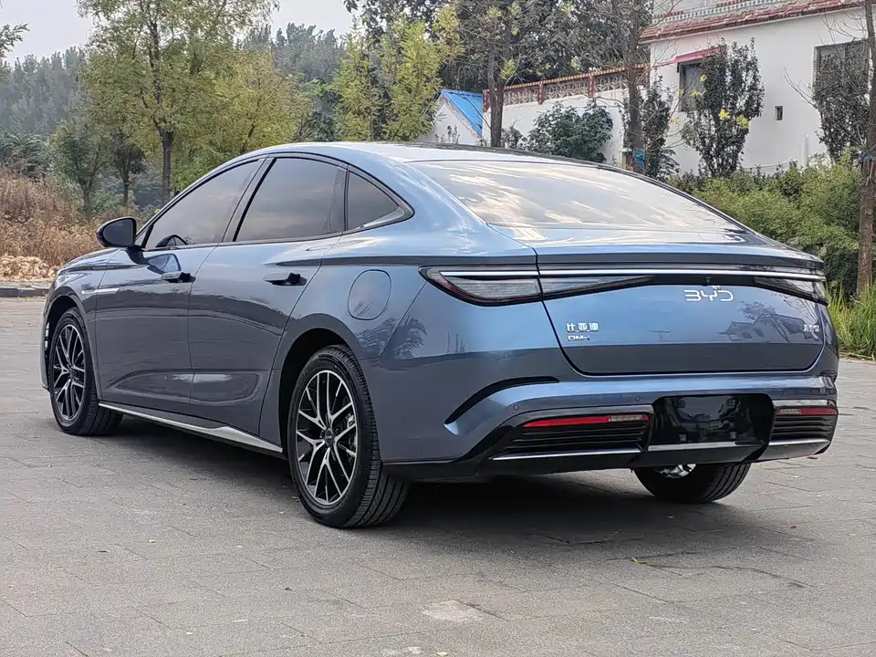 BYD Seal 07 DM-i