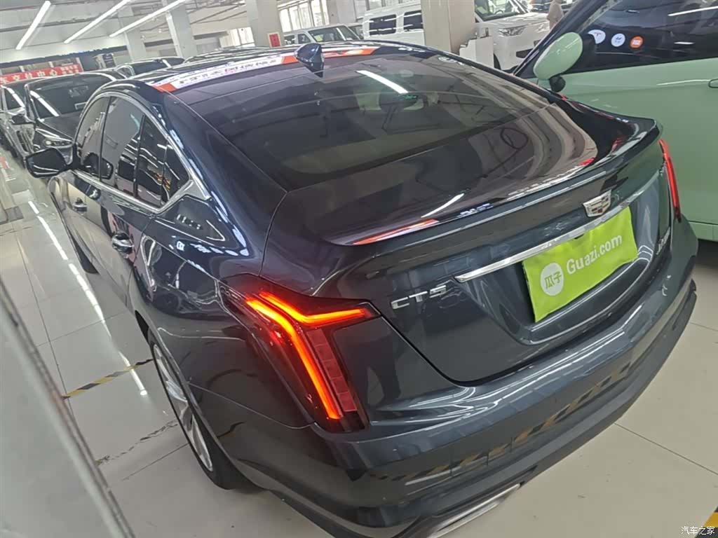Cadillac CT5, 2022 все фото