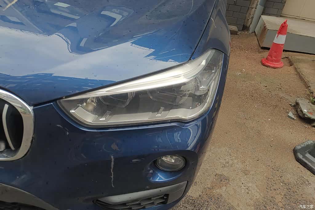 BMW X1, 2018 все фото