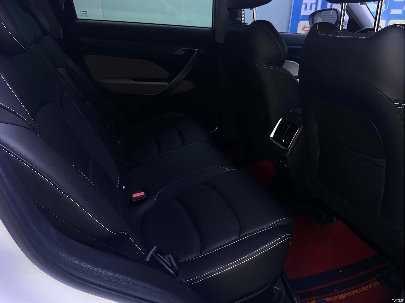 Geely Boyue, 2022 22