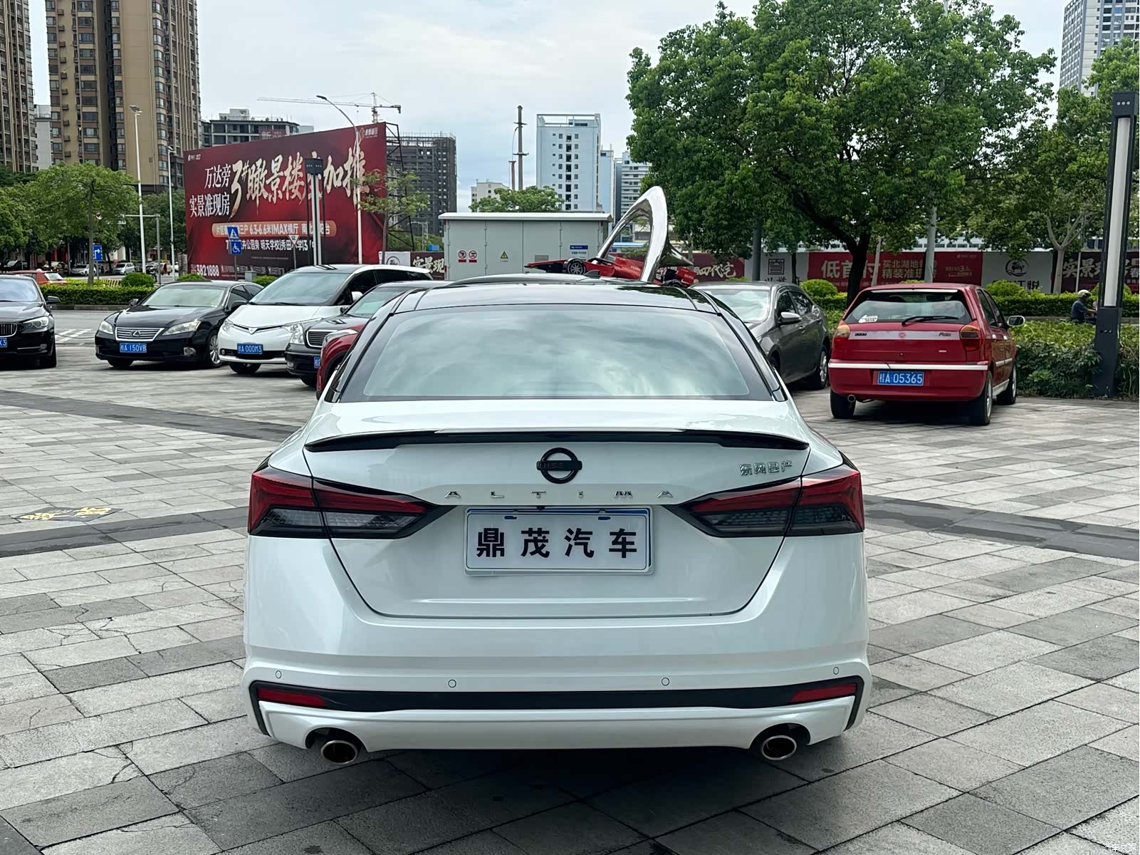 Nissan Teana, 2024 3