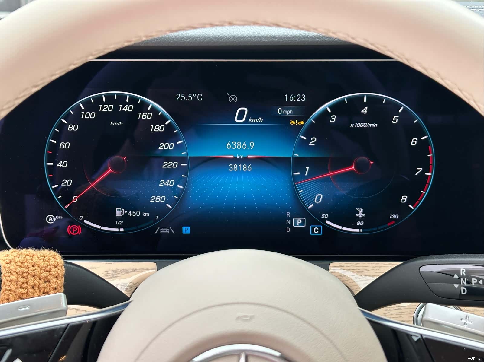 Mercedes-Benz CLS, 2024 23
