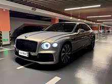 �ɳ� 2023�� 4.0T V8 S