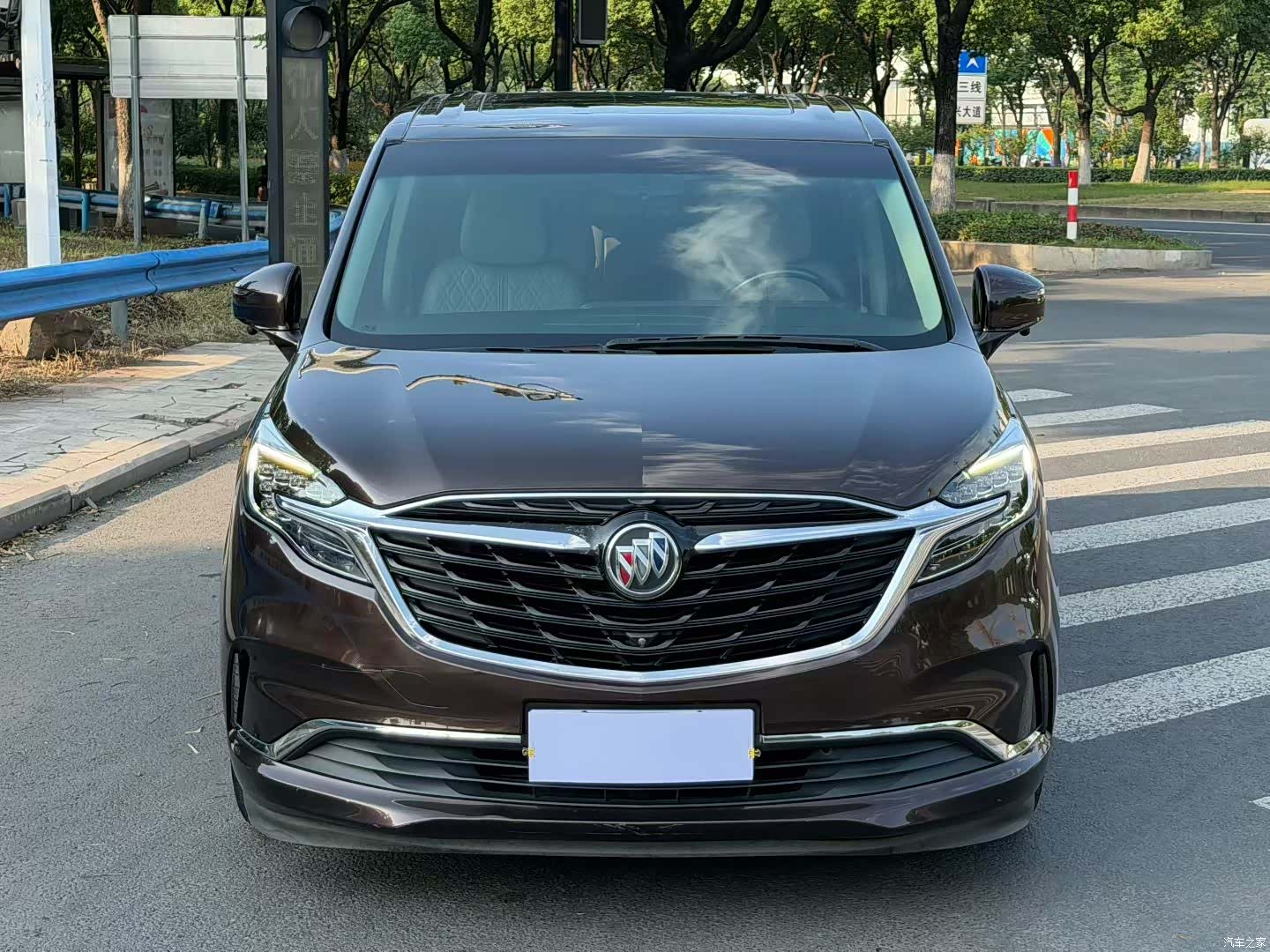 Buick GL8, 2021 2