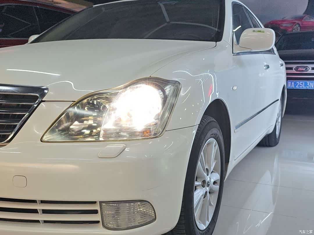Toyota Crown, 2007 8