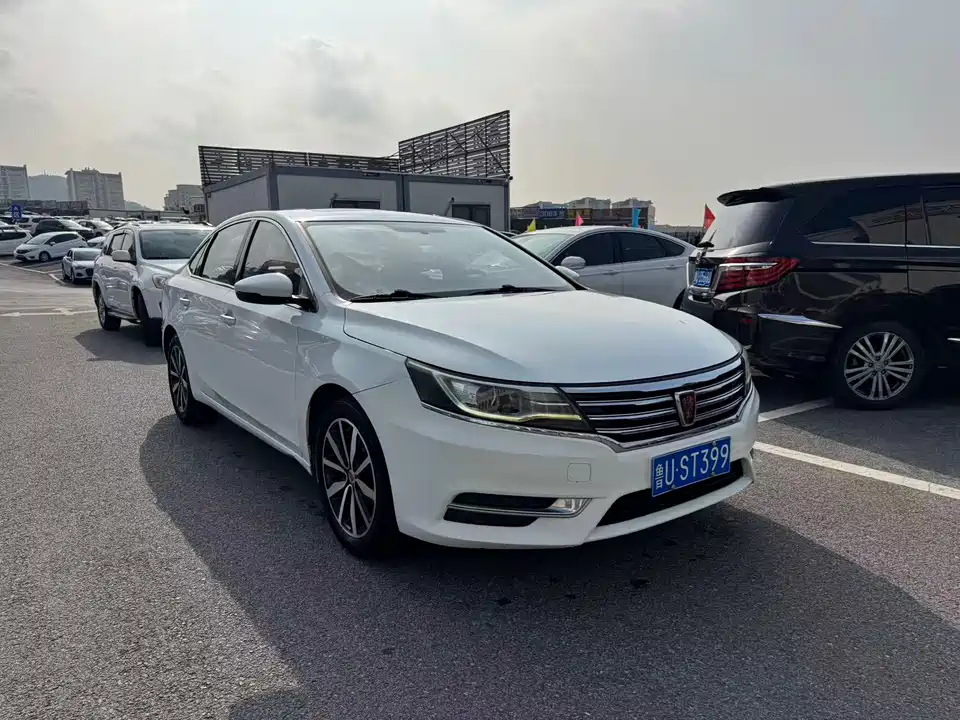 Roewe i6