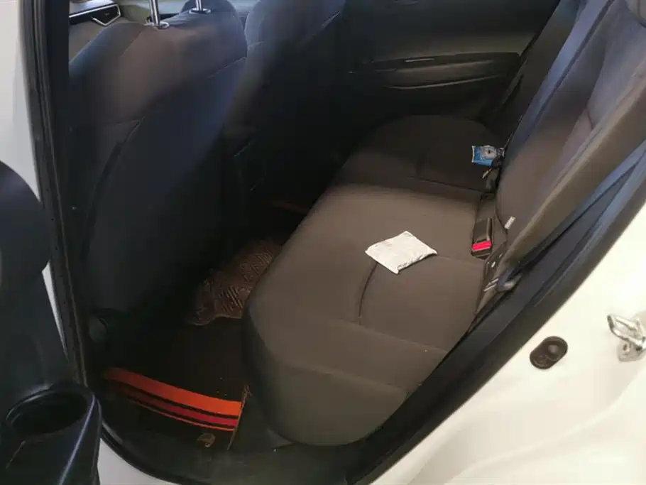 Toyota Corolla Sharp amplifier