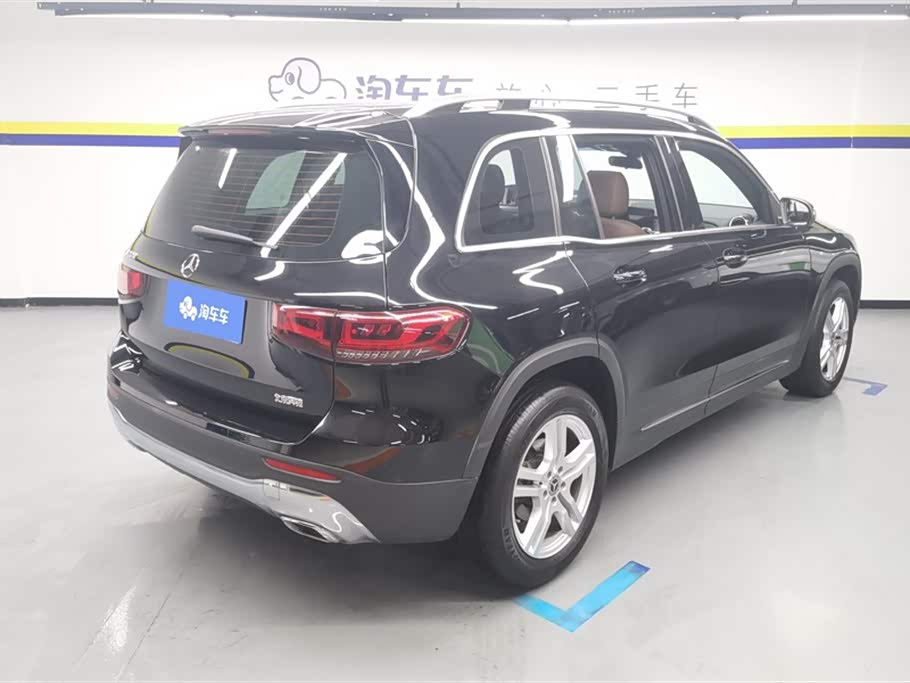 Mercedes-Benz GLB Mercedes-Benz GLB