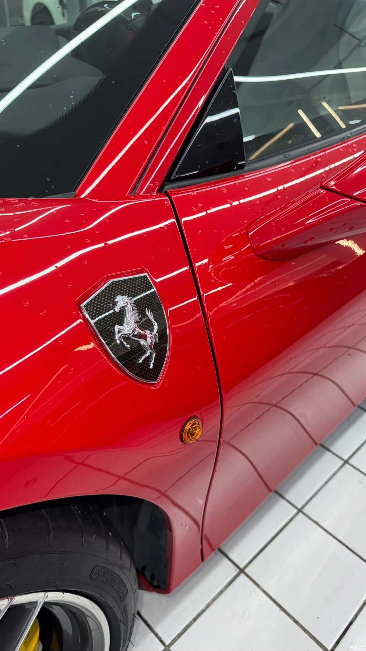 Ferrari 488, 2016 7