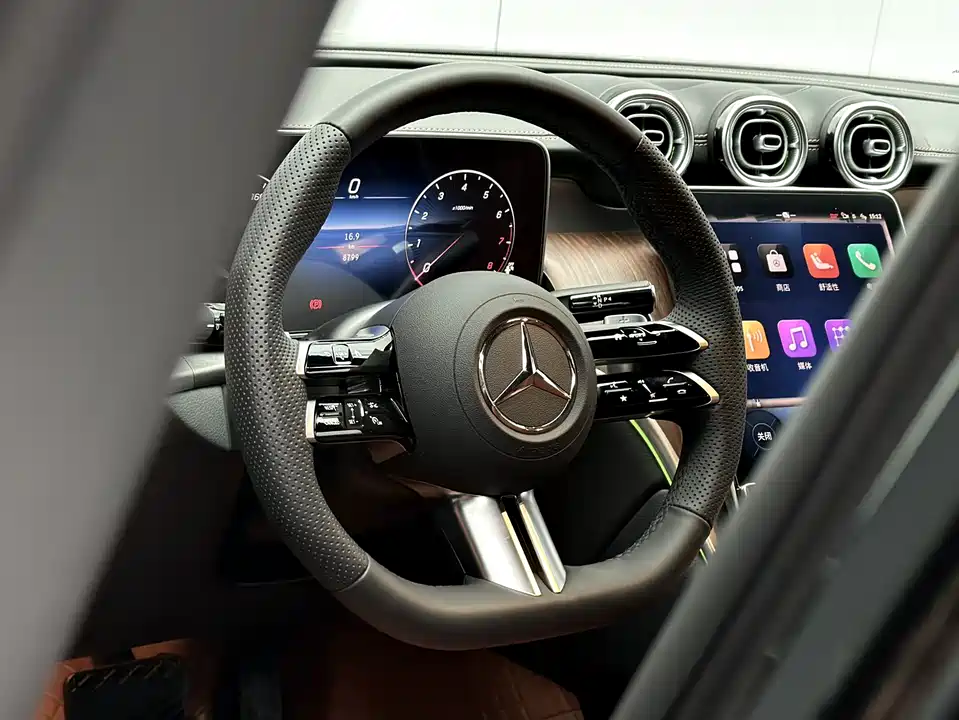 Mercedes-Benz GLC Mercedes-Benz GLC