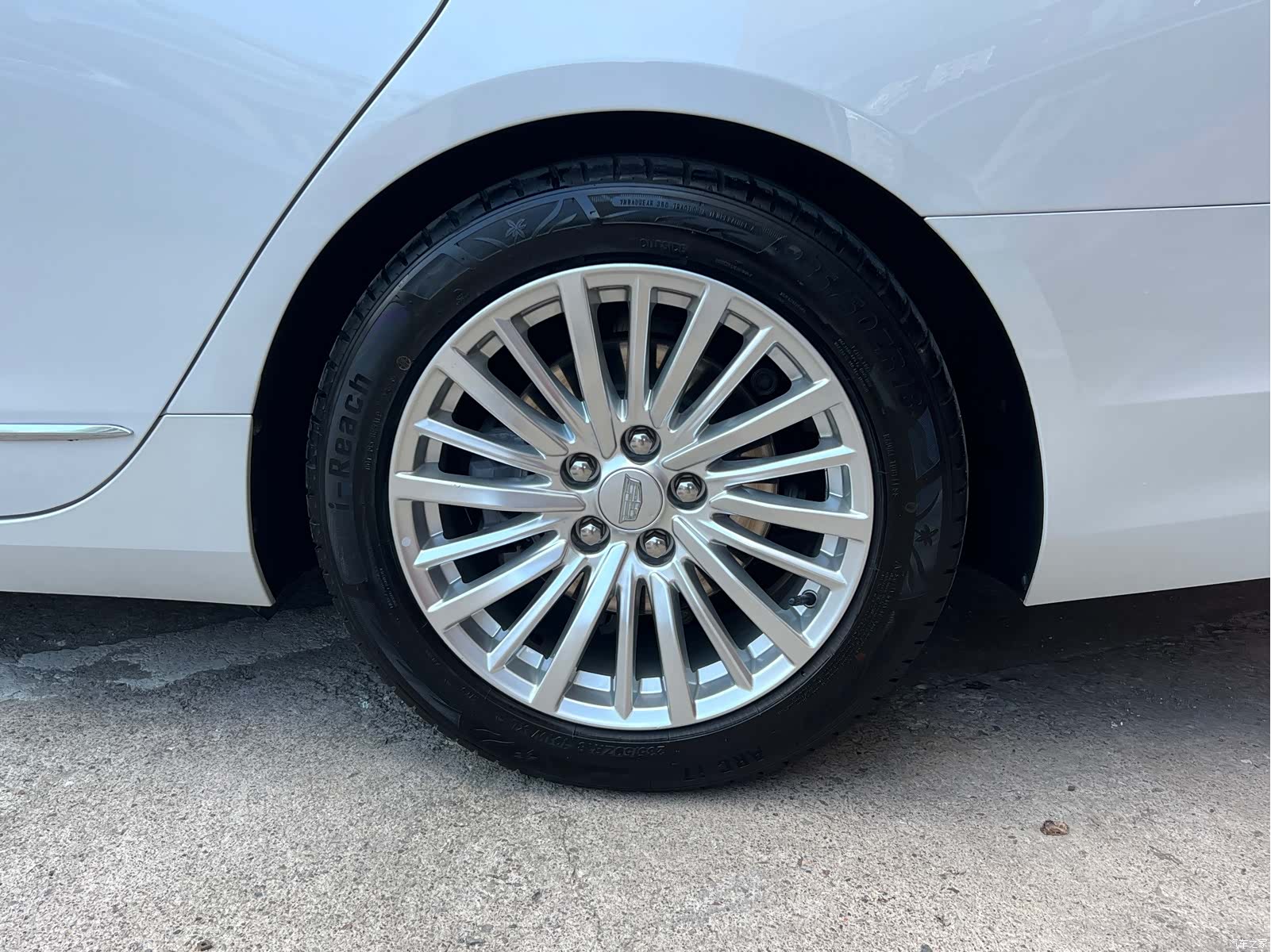 Cadillac CT6, 2023 19