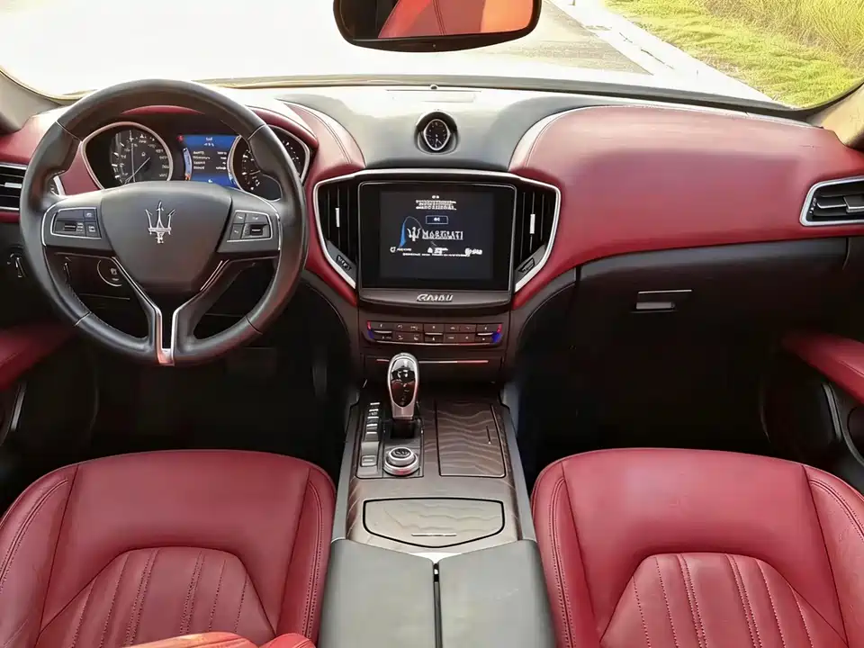 Maserati Ghibli