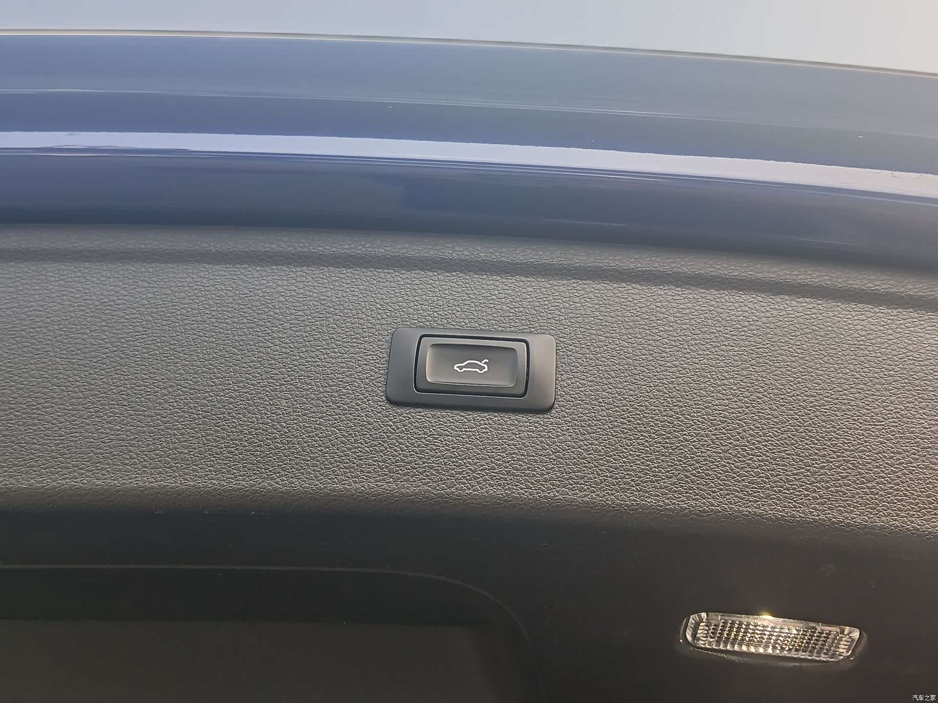 Audi Q5L, 2019 12