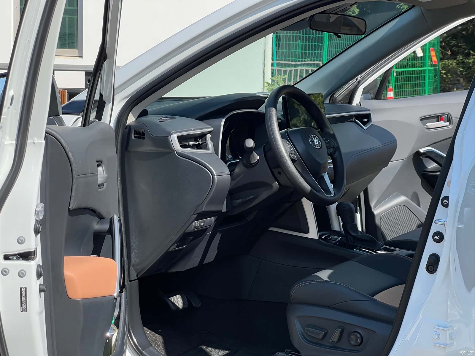Toyota Frontlander, 2023 10