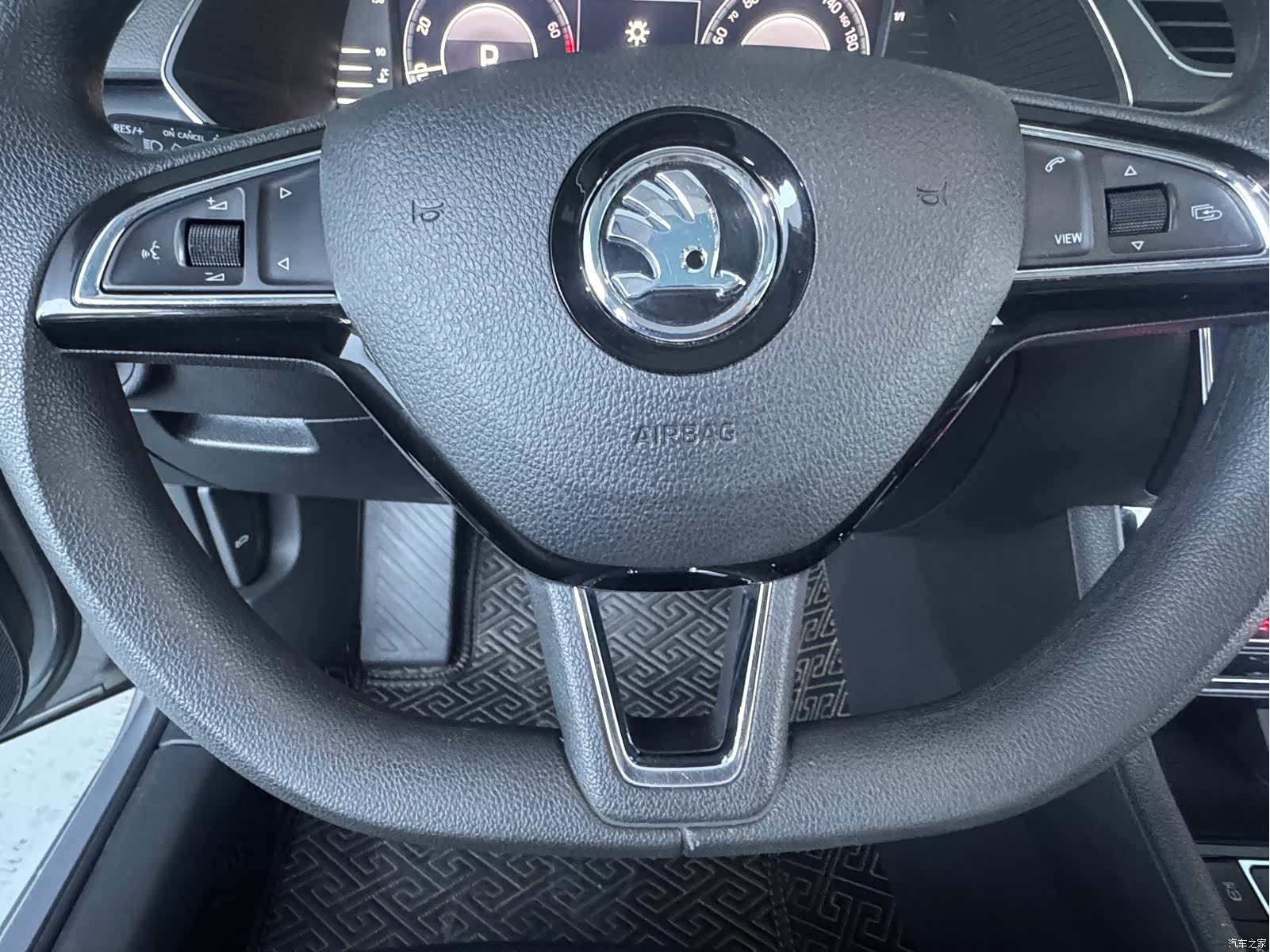 Skoda Superb, 2023 20