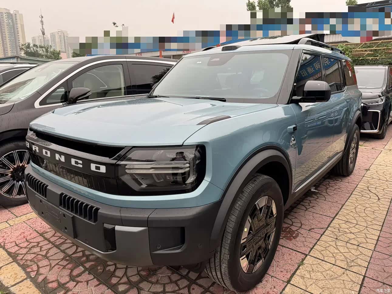 Ford Bronco, 2026 1