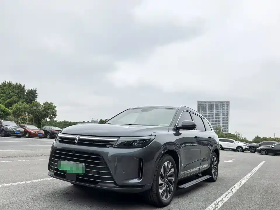 AITO Ask the world M7