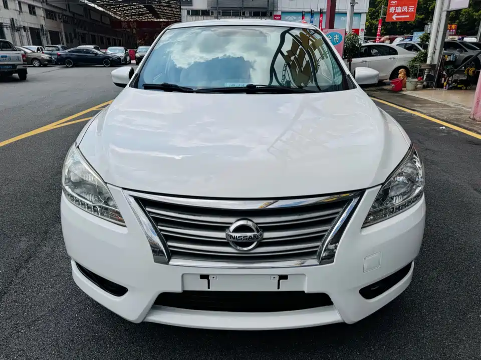 Nissan Xuan Yi