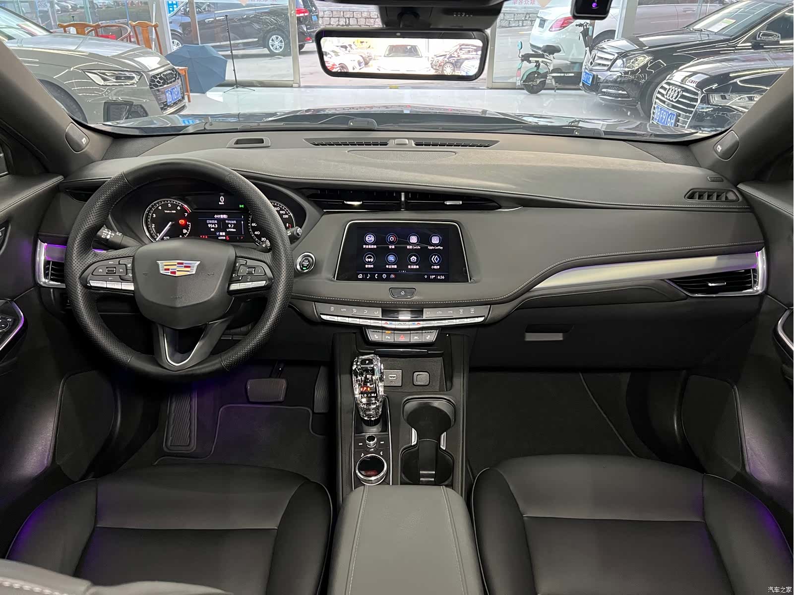 Cadillac XT4, 2023 8