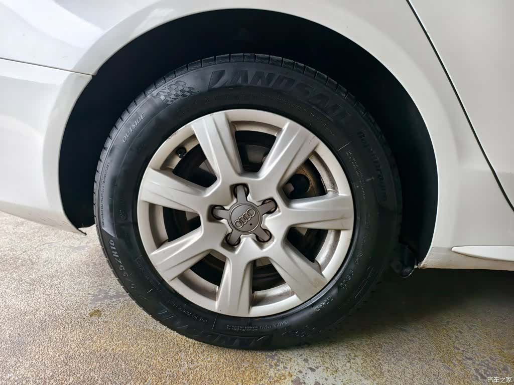 Audi A4L, 2010 12