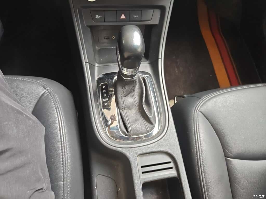Roewe 360, 2017 10