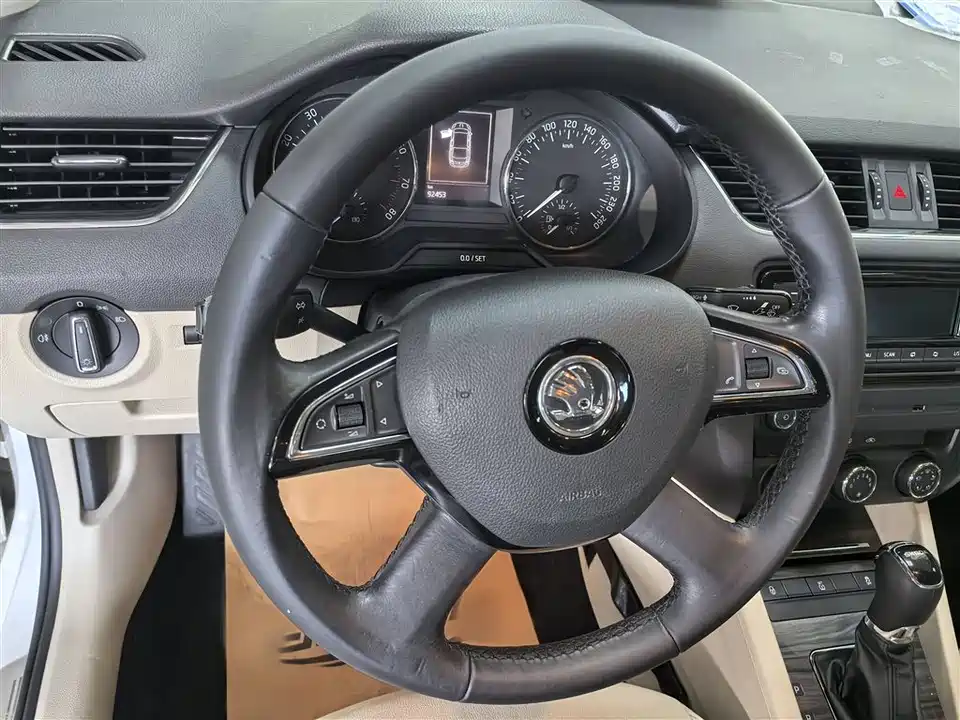 Skoda Octavia Skoda Octavia