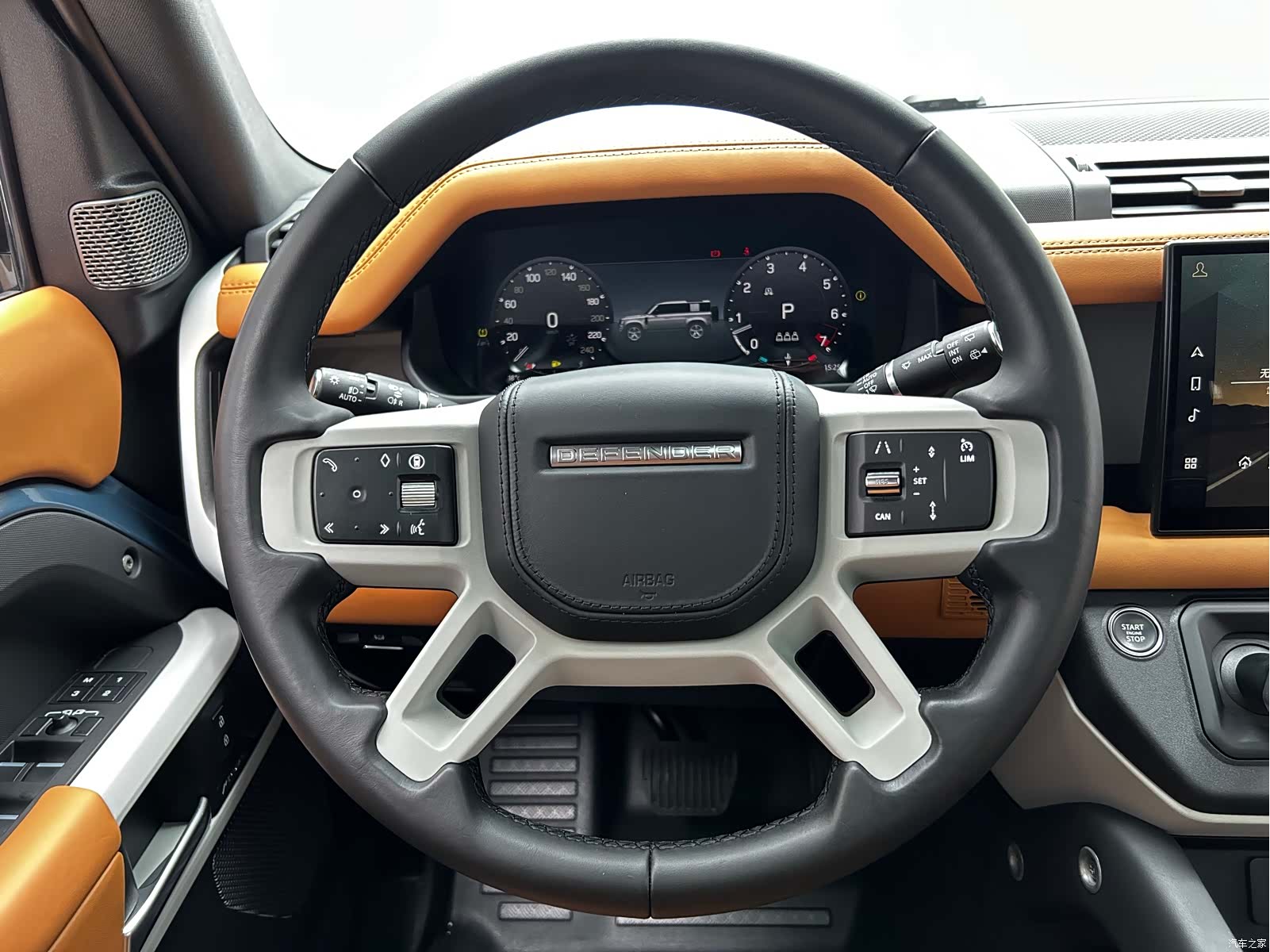 Land Rover Defender, 2024 14