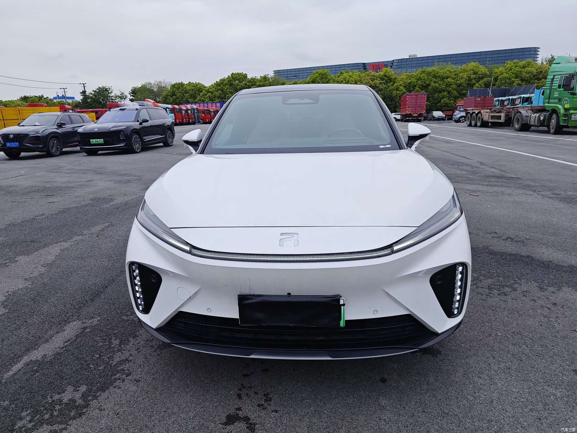 Rising Auto R7, 2023 1