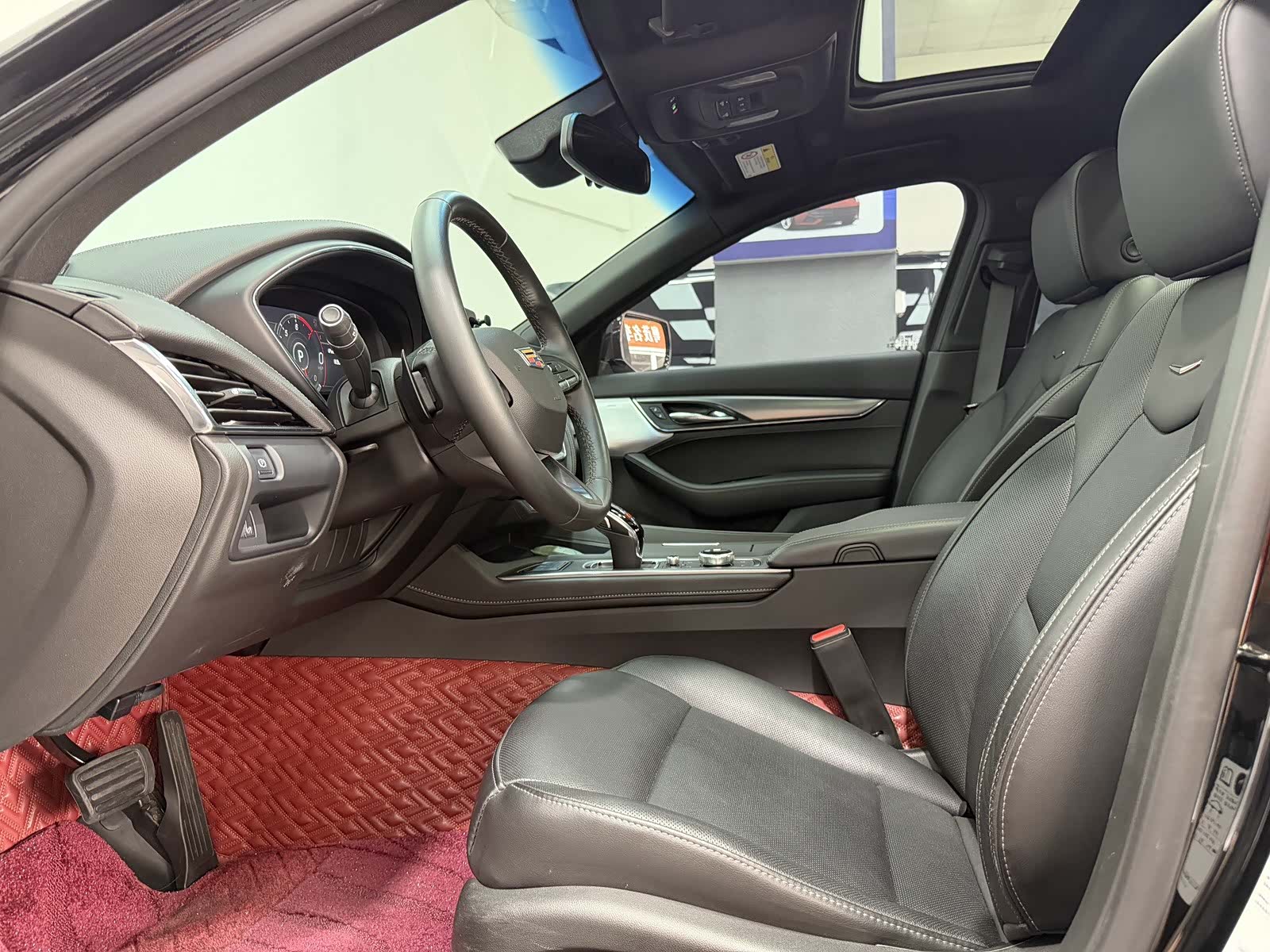 Cadillac CT5, 2023 4