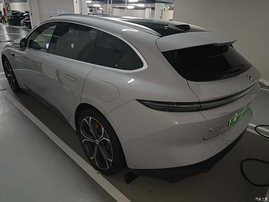NIO ET5, 2024 все фото