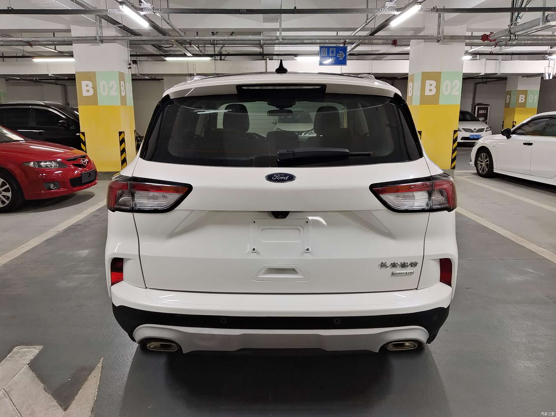 Ford Escape, 2022 все фото