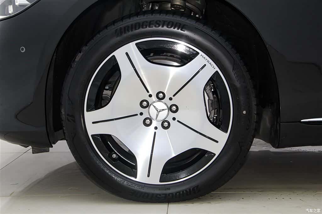 Maybach S-Class, 2024 12