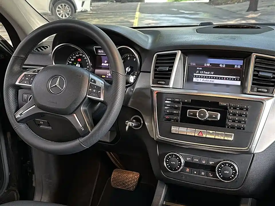 Mercedes-Benz M class