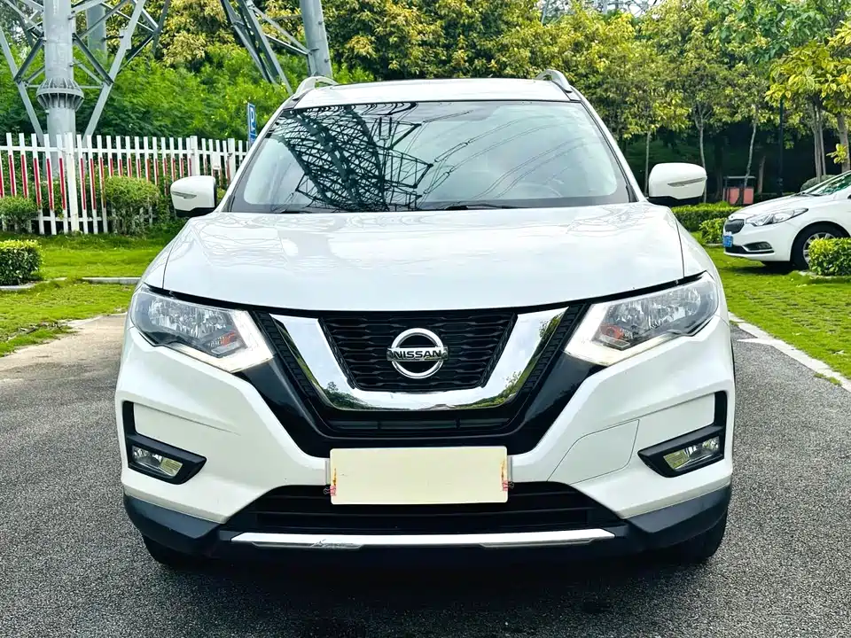 Nissan Qijun