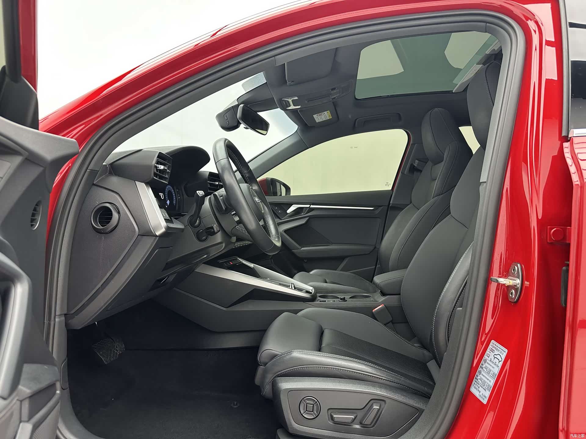 Audi A3, 2023 все фото