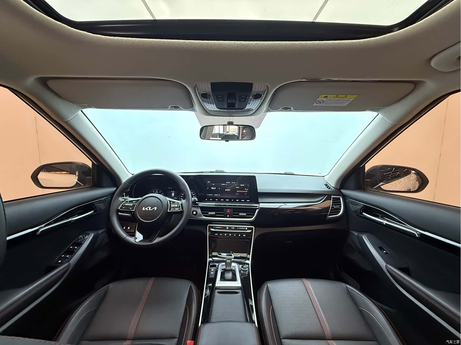 Kia KX3, 2022 8