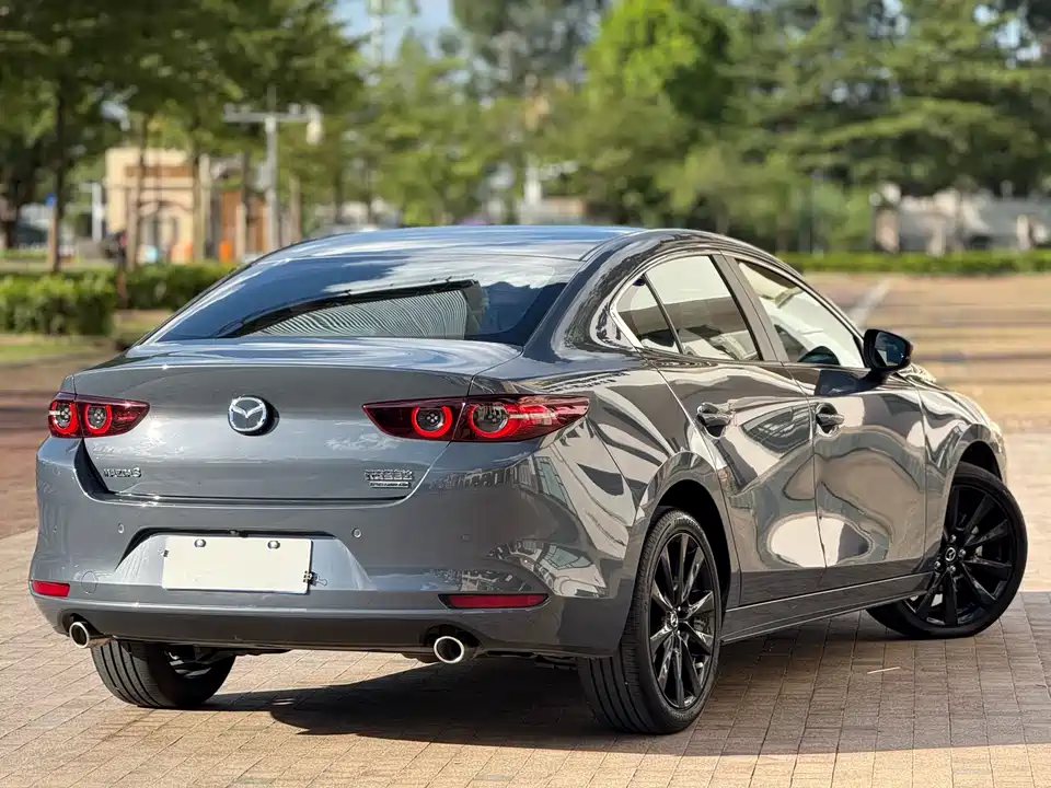 Mazda 3 Angkesaila