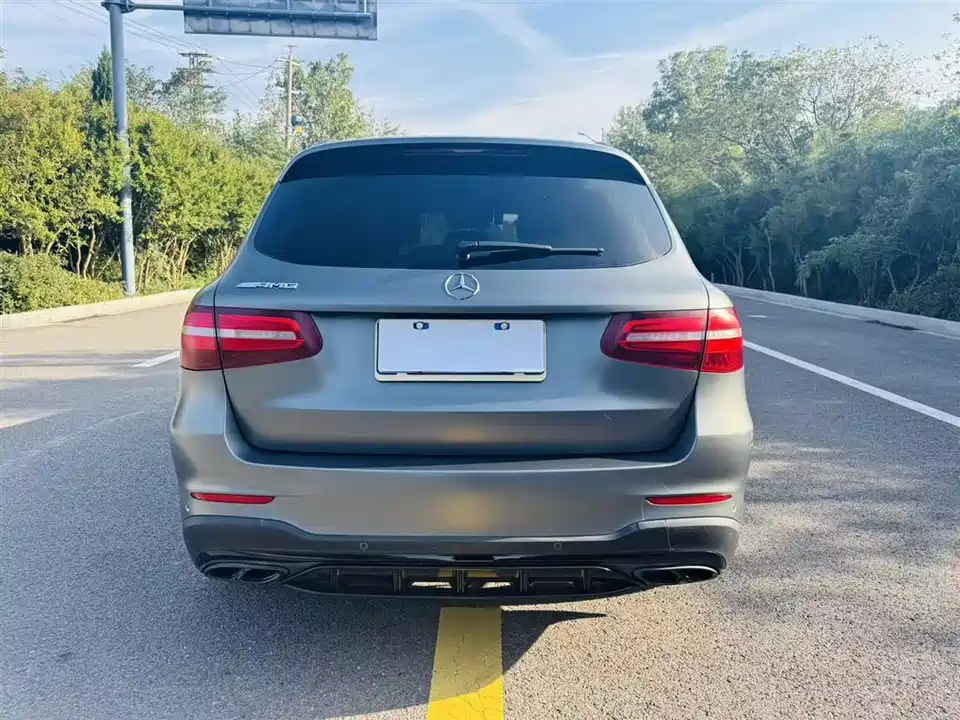 Mercedes-Benz GLC AMG