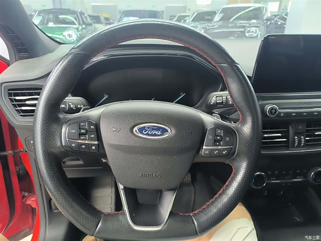 Ford Focus, 2020 11