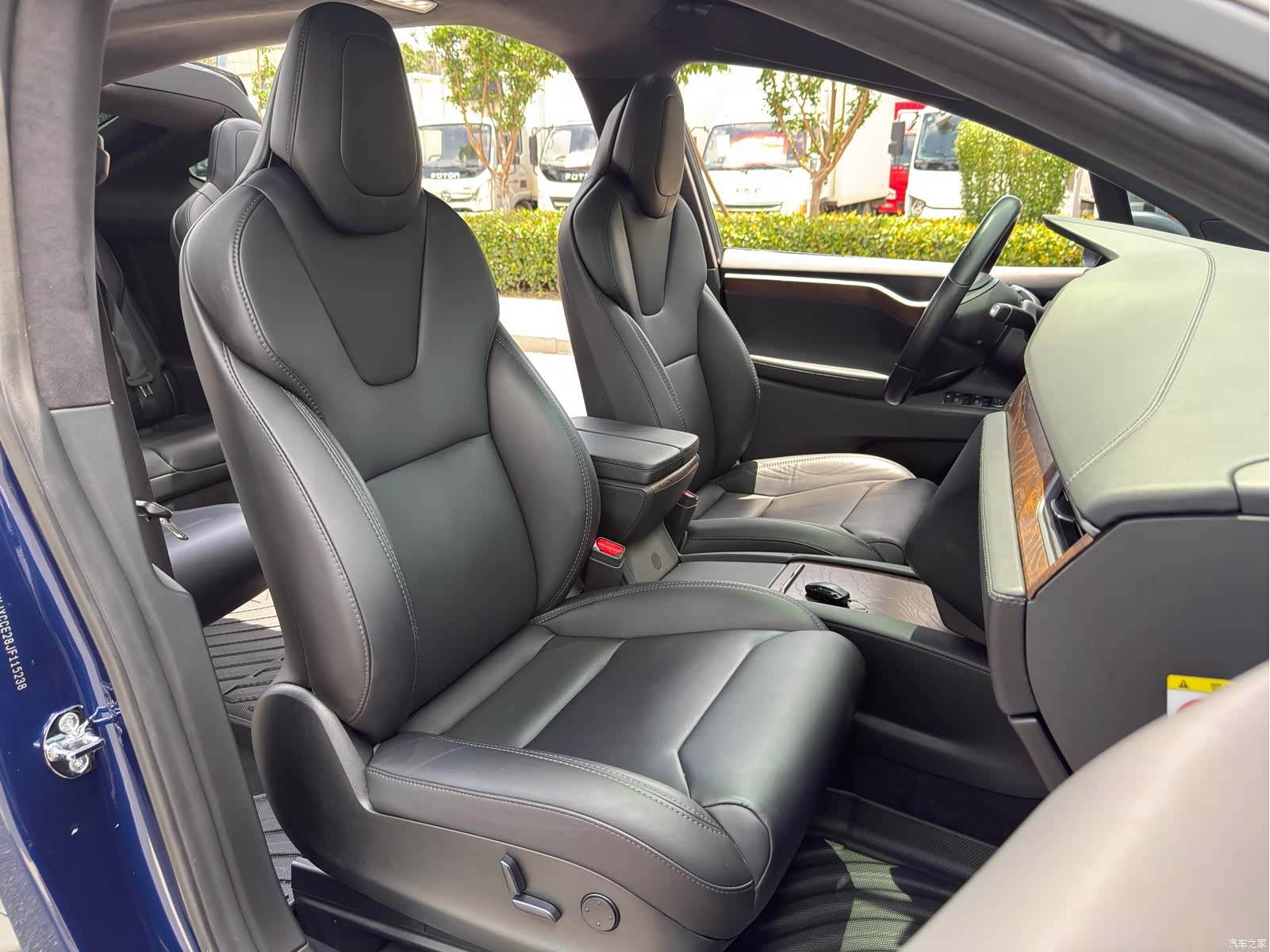 Tesla Model X, 2019 18
