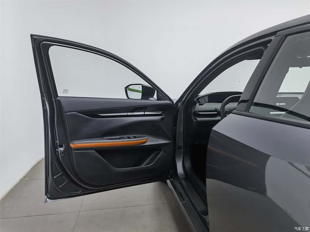 Changan UNI-V, 2023 8