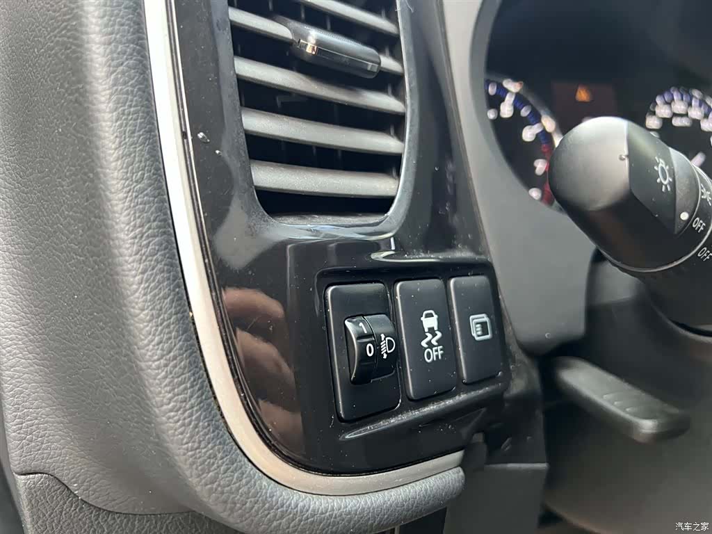 Mitsubishi Outlander, 2019 8