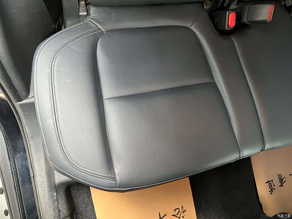 Mitsubishi Outlander, 2019 20