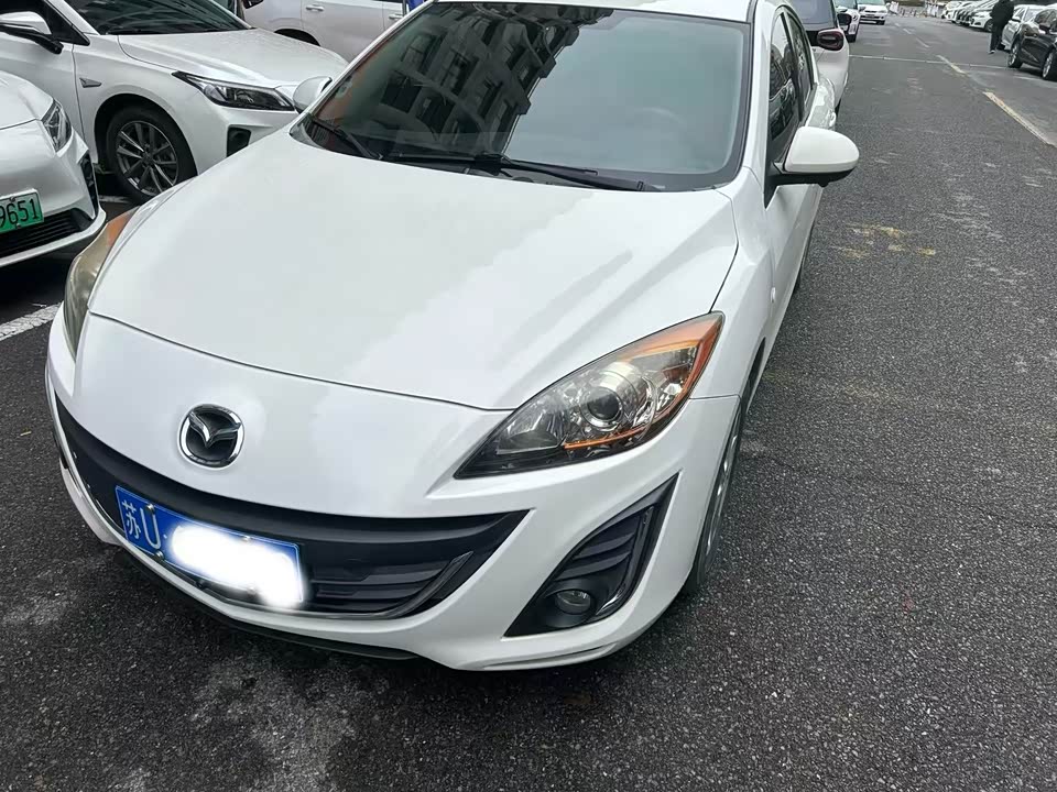 Mazda 3 star Cheng