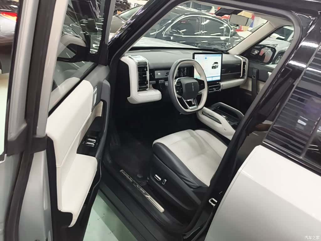 Chery iCAR, 2024 16