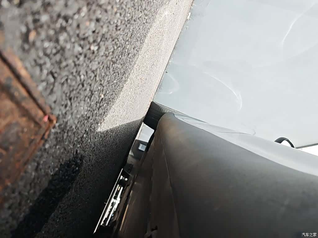 Tesla Model Y, 2022 22