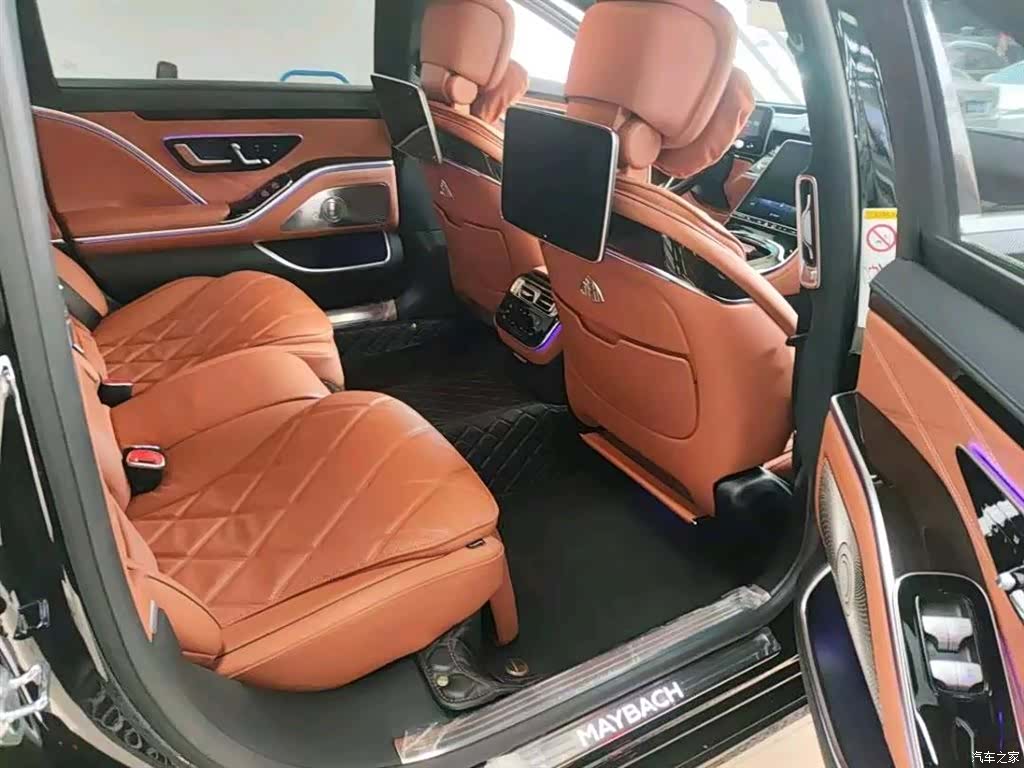 Maybach S-Class, 2021 7