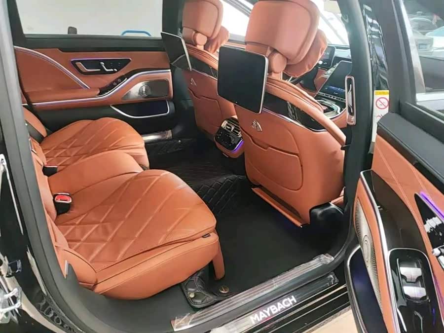 Mercedes-Benz Maybach S-Class 2021, фото 7